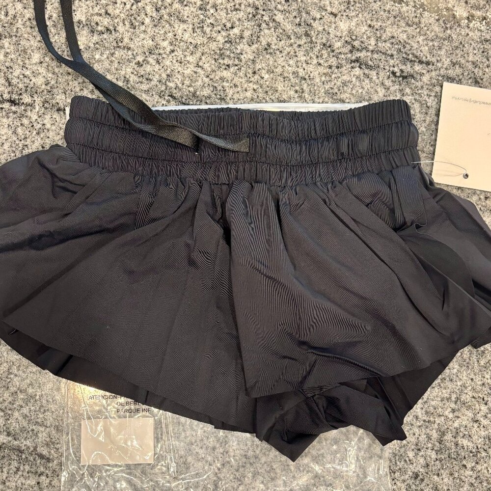 KatieJ NYC Farrah Shorts Size Small Black - New With Tags